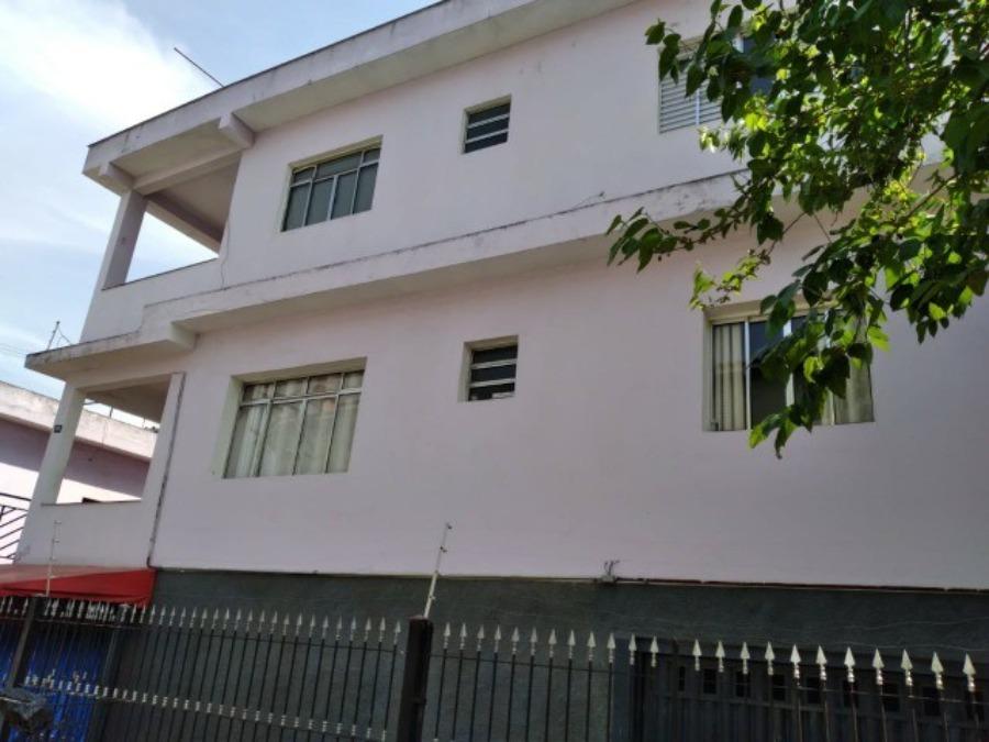 Sobrado à venda com 3 quartos, 305m² - Foto 1