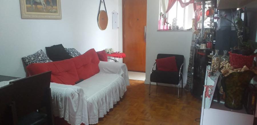 Apartamento à venda com 3 quartos, 100m² - Foto 1