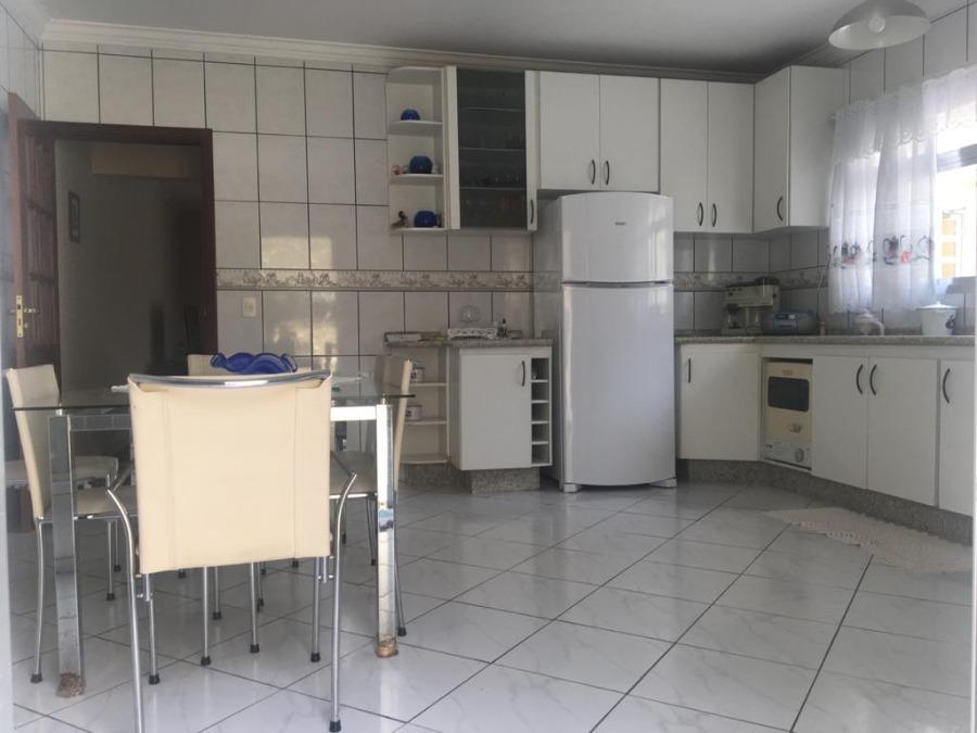 Sobrado à venda com 2 quartos, 192m² - Foto 12