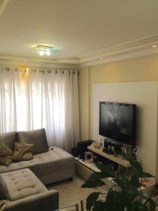 Apartamento à venda com 2 quartos, 70m² - Foto 3