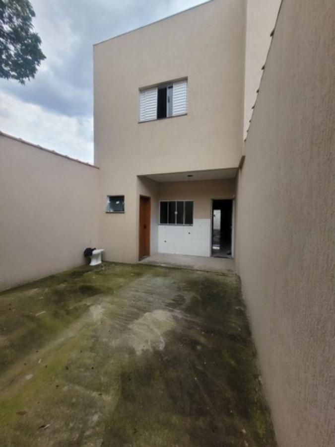 Casa à venda com 3 quartos, 180m² - Foto 8