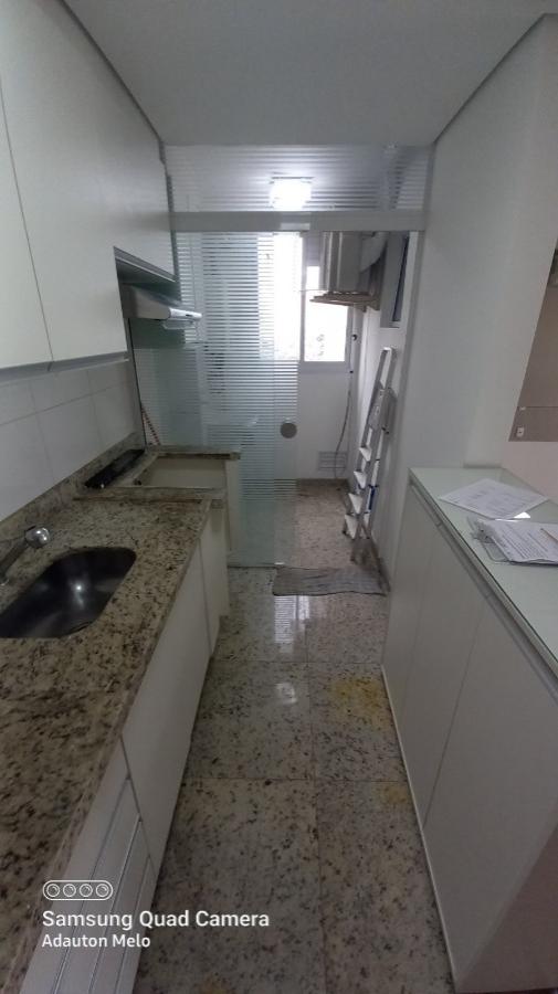 Apartamento à venda com 3 quartos, 120m² - Foto 4