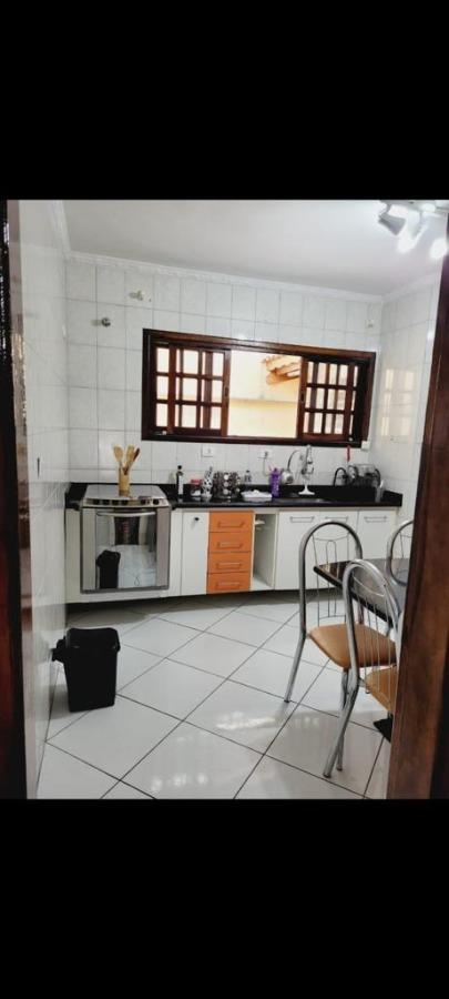 Sobrado à venda com 2 quartos, 180m² - Foto 10