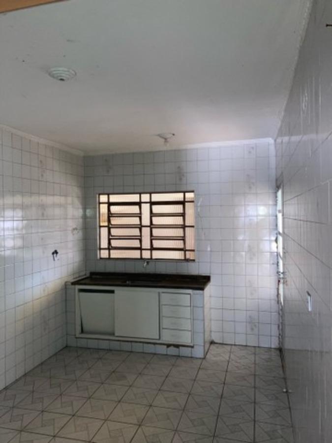 Sobrado à venda com 1 quarto, 120m² - Foto 4