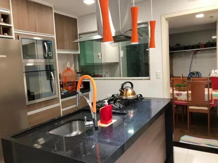 Sobrado à venda com 3 quartos, 109m² - Foto 1