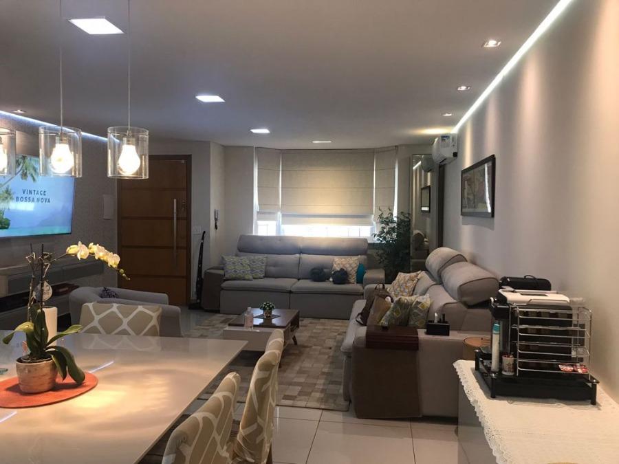 Sobrado à venda com 1 quarto, 375m² - Foto 1