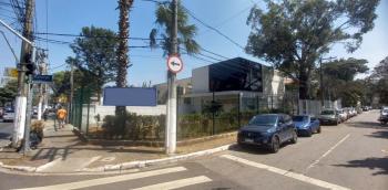 Comércio para Aluguel por R$35.000,00/Mês com 553m², 2 salas, 3 banheiros e 8 vagas - Jardim luzitania, Sao paulo / SP