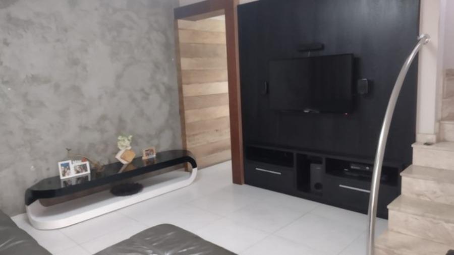 Sobrado à venda com 4 quartos, 180m² - Foto 4