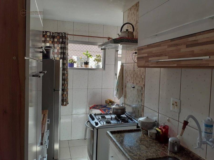 Apartamento à venda com 2 quartos, 69m² - Foto 11