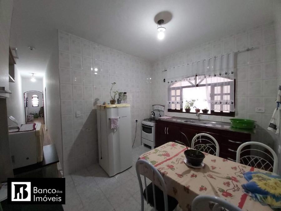 Sobrado à venda com 4 quartos, 250m² - Foto 3