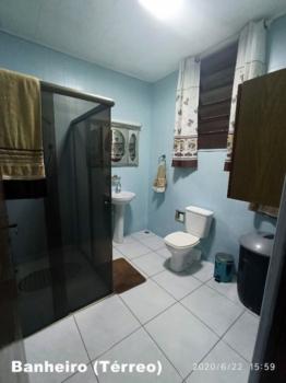 Sobrado para Venda por R$750.000,00 com 221m², 5 dormitórios, 3 vagas e 2 banheiros - Vila maria zélia, São paulo / SP