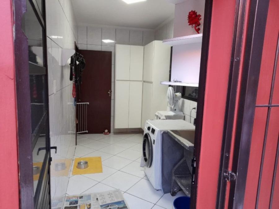 Sobrado à venda com 3 quartos, 150m² - Foto 17