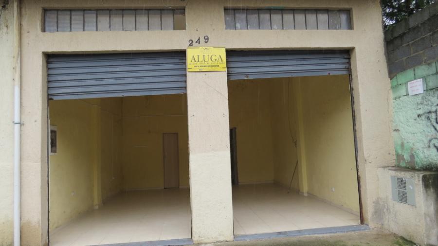 Casa à venda com 5 quartos, 250m² - Foto 3