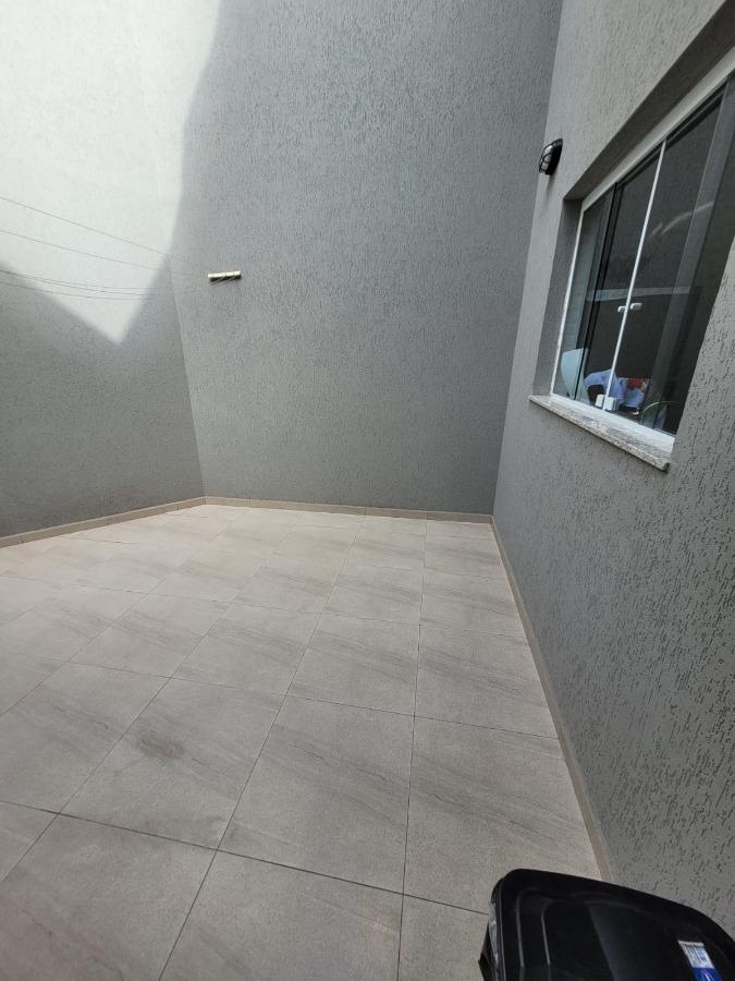 Sobrado à venda com 2 quartos, 120m² - Foto 2