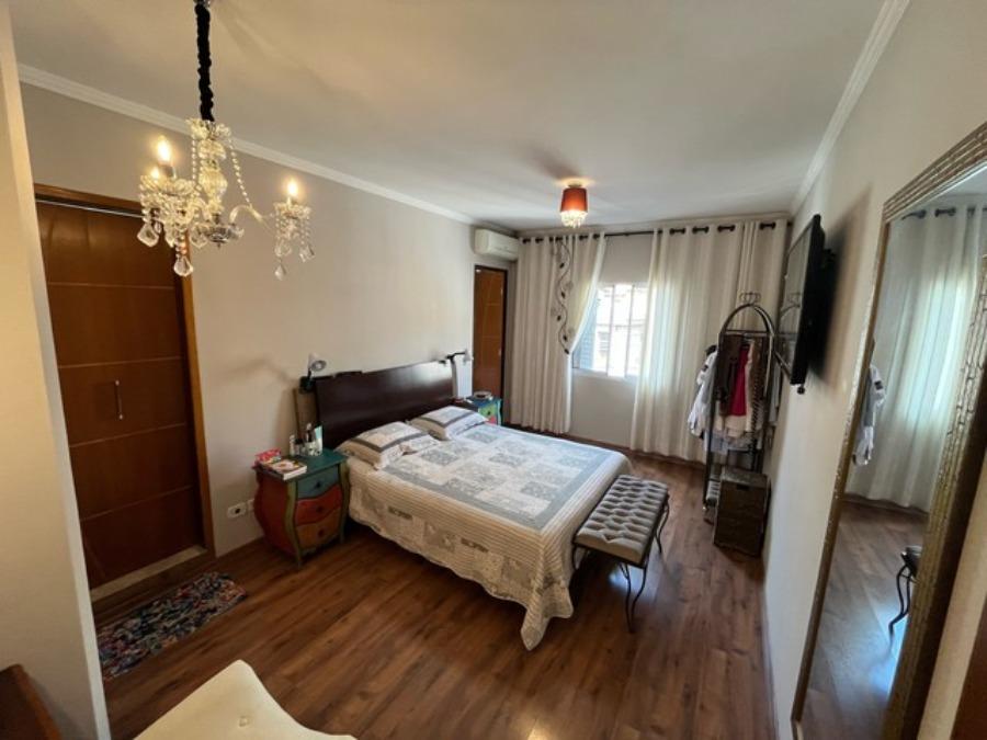 Sobrado à venda com 3 quartos, 320m² - Foto 4