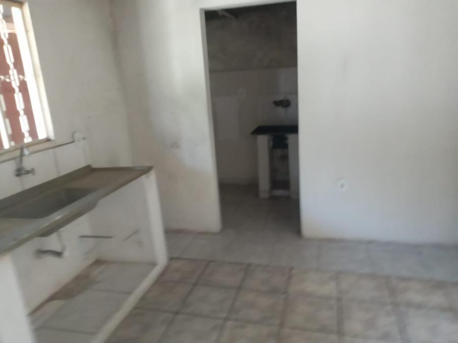 Terreno à venda com 1 quarto, 120m² - Foto 8