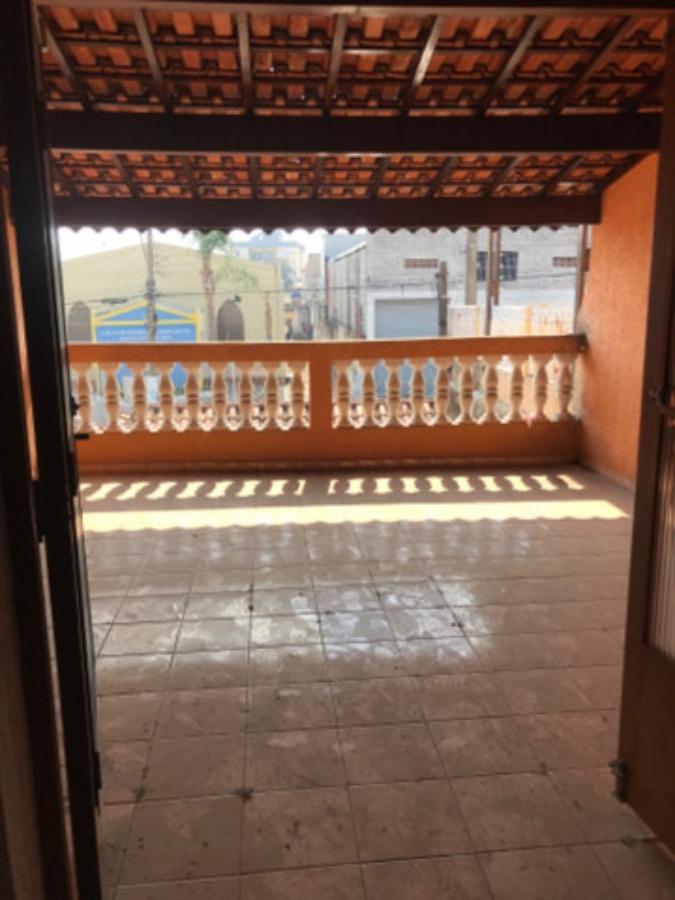 Sobrado à venda com 3 quartos, 120m² - Foto 2