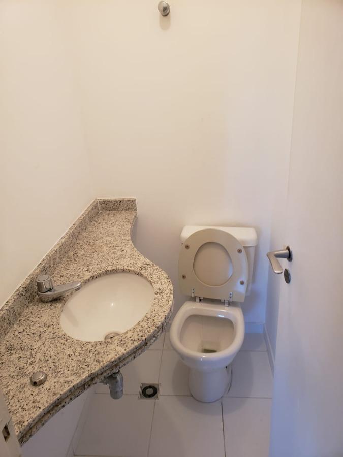 Apartamento à venda com 3 quartos, 125m² - Foto 2