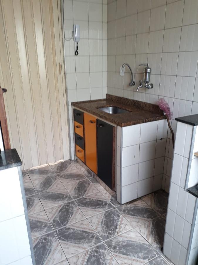 Apartamento à venda com 2 quartos, 50m² - Foto 2