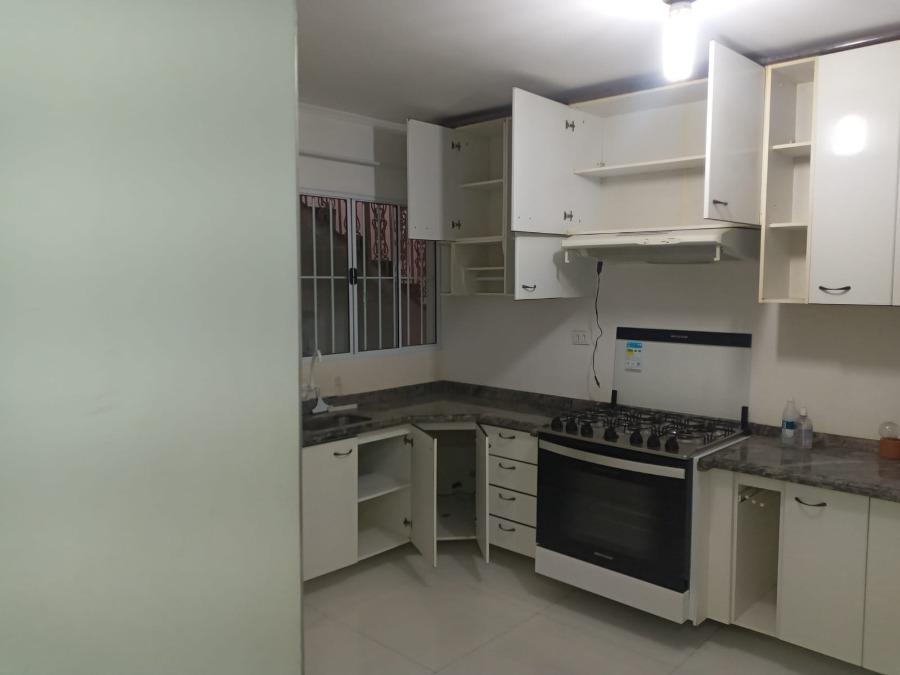 Casa à venda com 3 quartos, 120m² - Foto 11