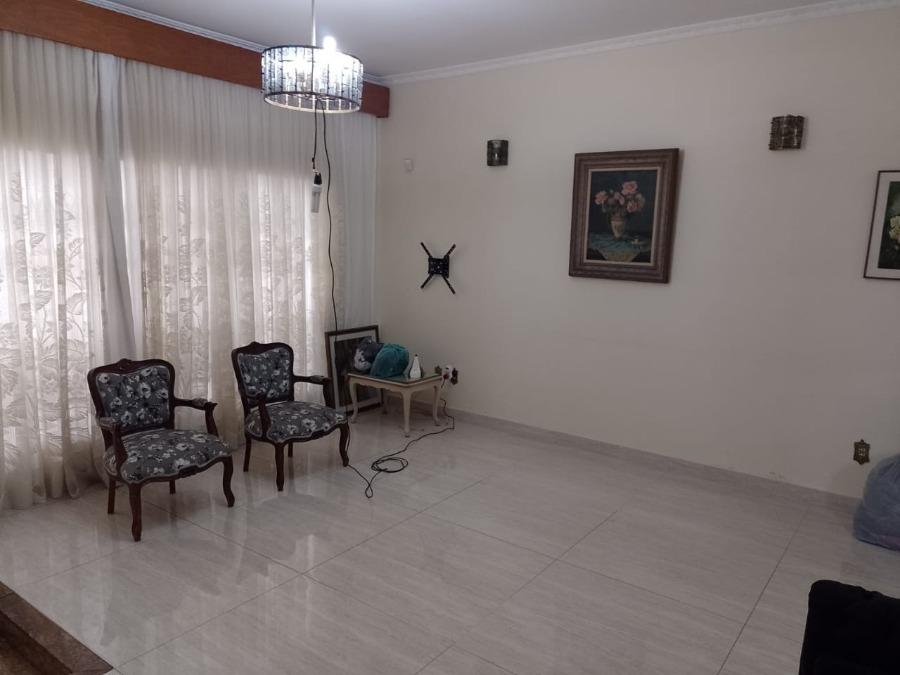 Sobrado, 3 quartos, 240 m² - Foto 1
