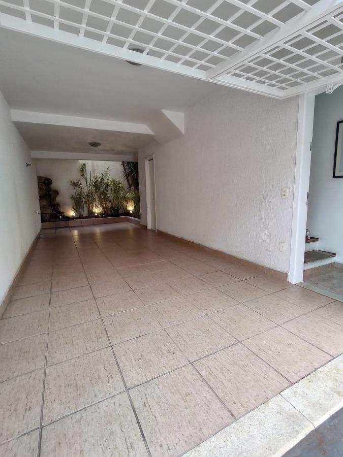 Sobrado à venda com 2 quartos, 109m² - Foto 1