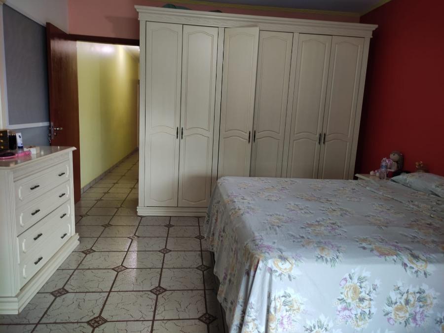 Sobrado à venda com 3 quartos, 240m² - Foto 10