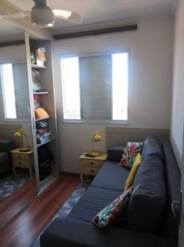 Apartamento para Venda por R$303.000,00 com 50m², 2 dormitórios, 1 vaga e 1 banheiro - Itaquera, São paulo / SP