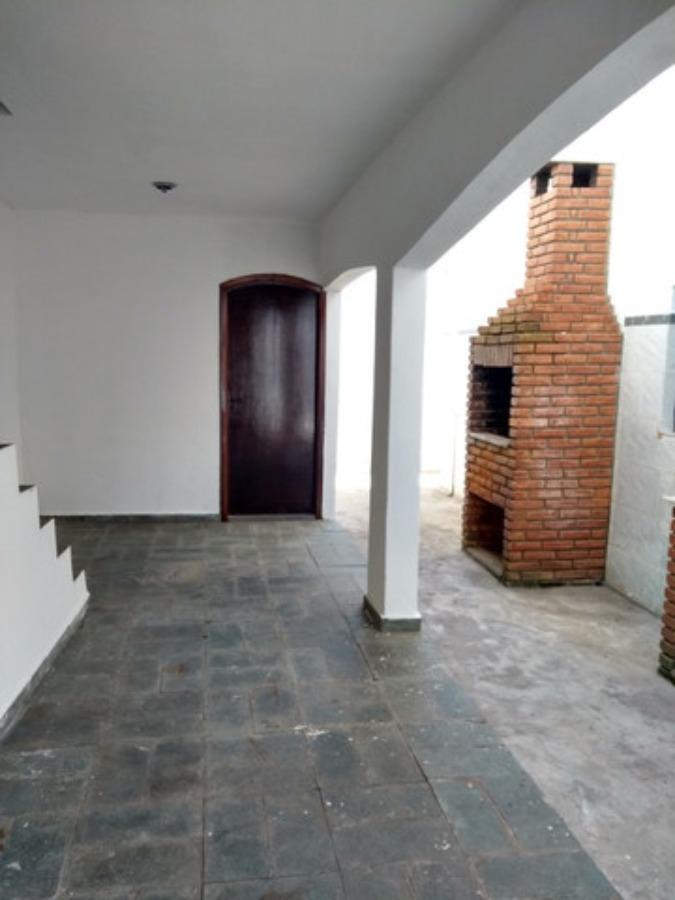 Casa à venda com 5 quartos, 120m² - Foto 15