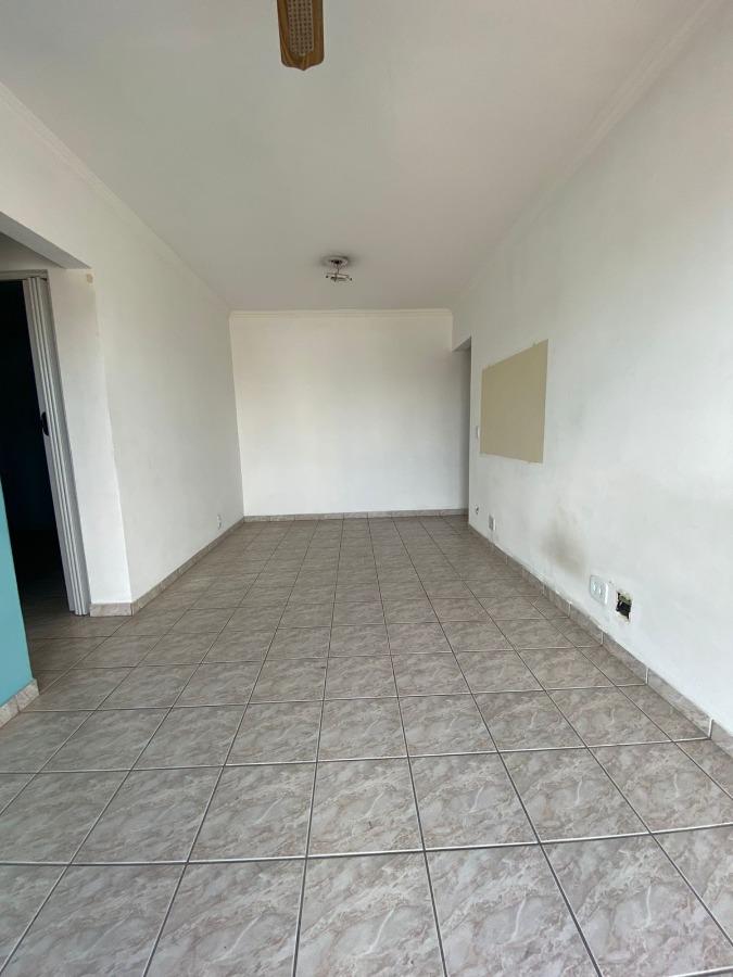 Apartamento à venda com 2 quartos, 55m² - Foto 16