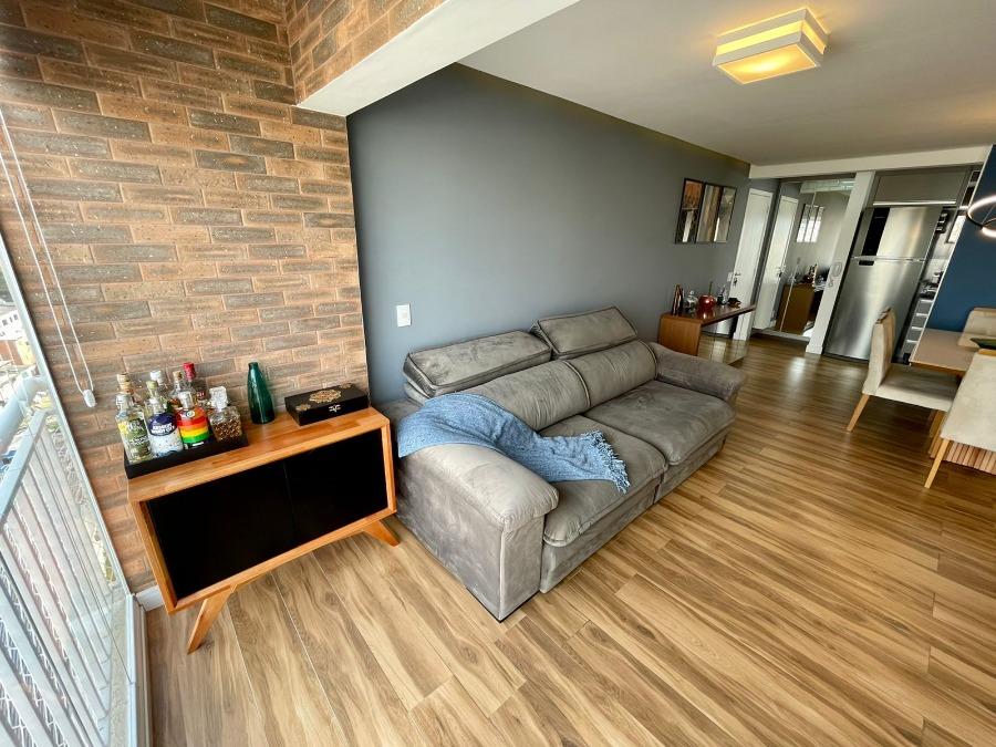 Apartamento à venda com 3 quartos, 67m² - Foto 1