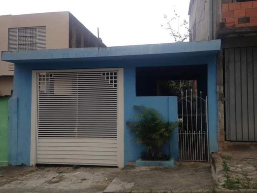 Sobrado à venda com 5 quartos, 250m² - Foto 1