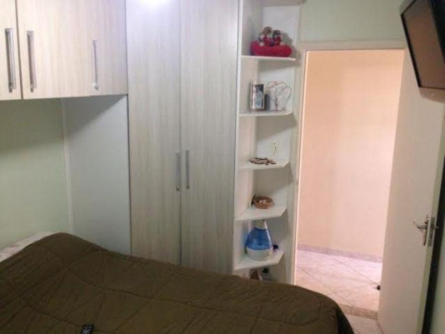 Apartamento à venda com 2 quartos, 70m² - Foto 11