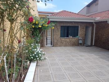 Casa para Venda por R$1.500.000,00 com 300m², 4 dormitórios, 6 vagas e 5 banheiros - Vila jacuí, São paulo / SP
