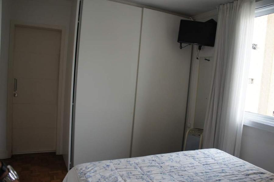 Apartamento à venda com 3 quartos, 107m² - Foto 11