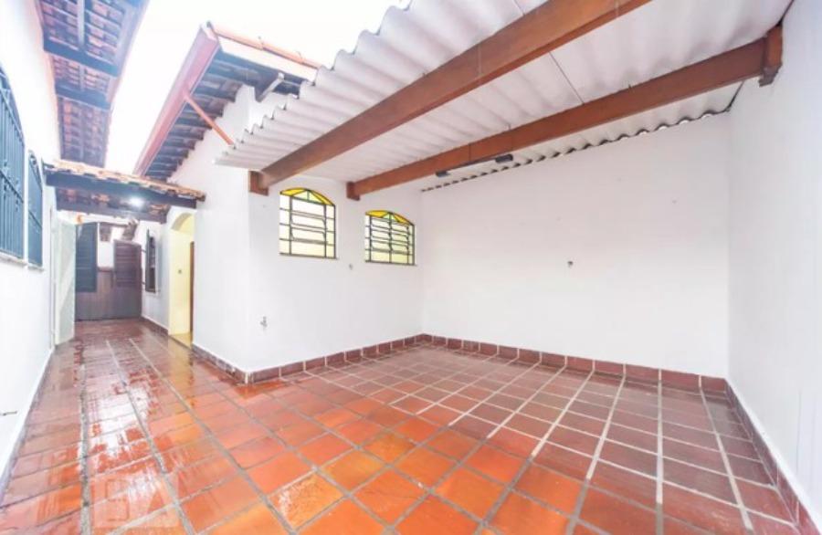 Casa à venda com 3 quartos, 150m² - Foto 3