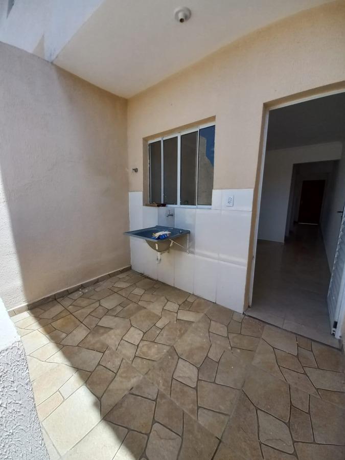 Sobrado à venda com 2 quartos, 120m² - Foto 4