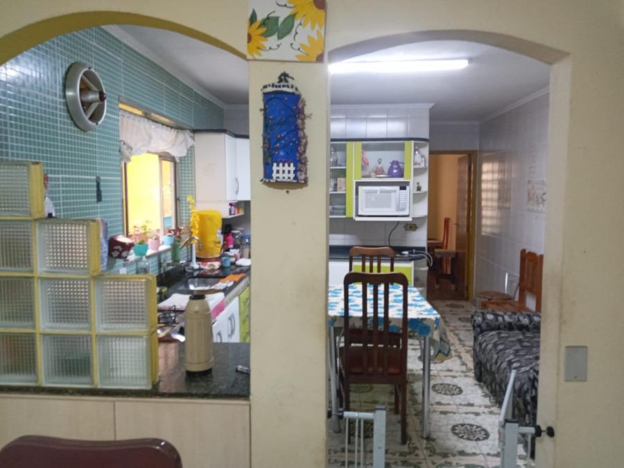 Sobrado à venda com 4 quartos, 300m² - Foto 12