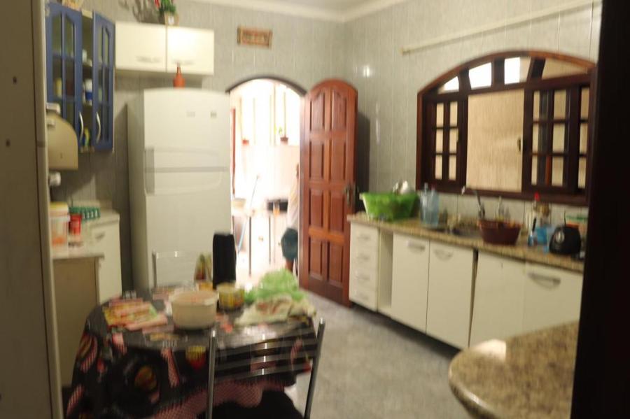 Sobrado à venda com 3 quartos, 400m² - Foto 16