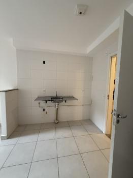 Apartamento para Venda por R$1.200,00 com 2 dormitórios, 1 banheiro e 1 cozinha - Vila carmosina, São paulo / SP