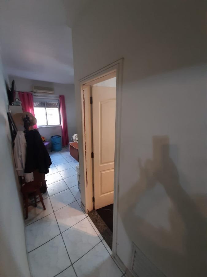 Sobrado à venda com 3 quartos, 400m² - Foto 14