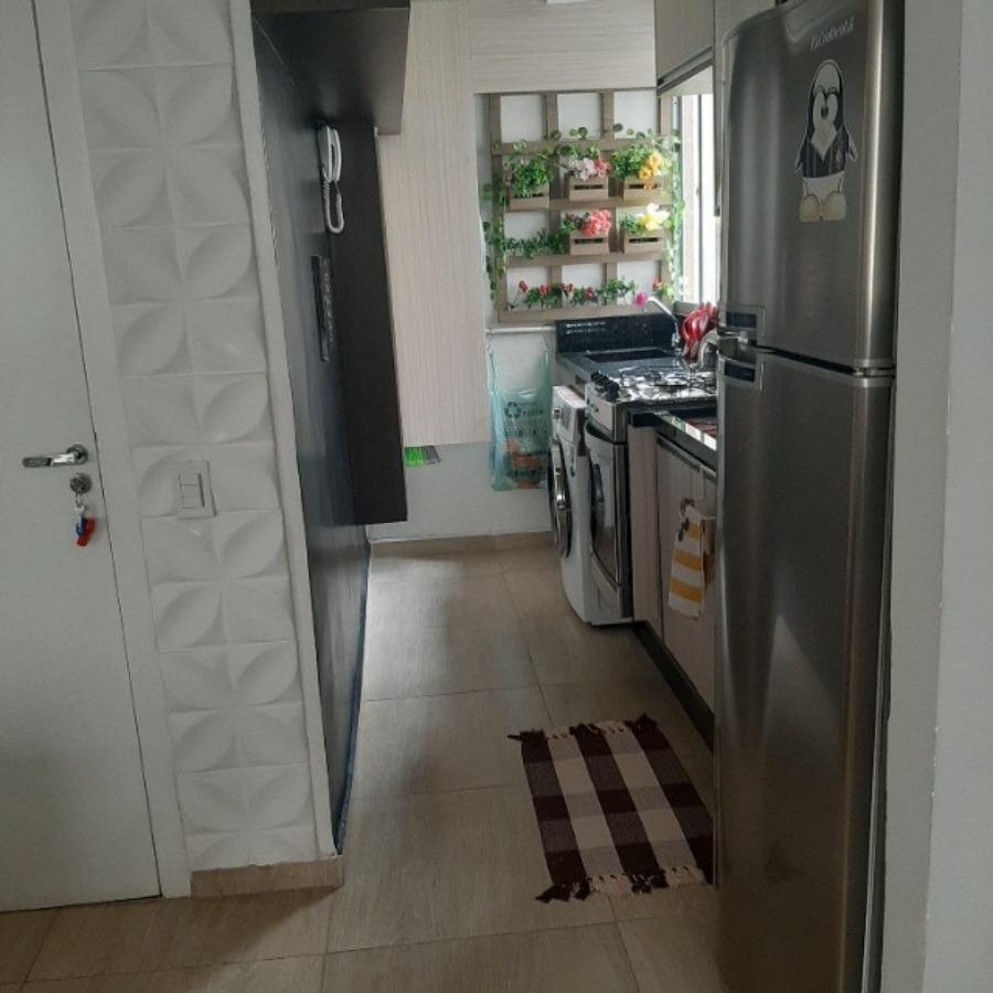 Apartamento à venda com 2 quartos, 40m² - Foto 3