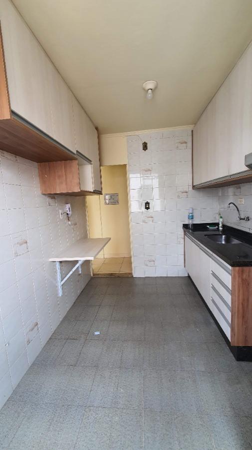 Apartamento à venda com 2 quartos, 54m² - Foto 11