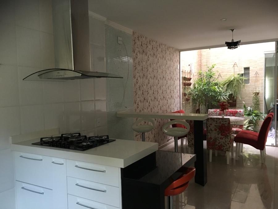 Sobrado à venda com 3 quartos, 150m² - Foto 11