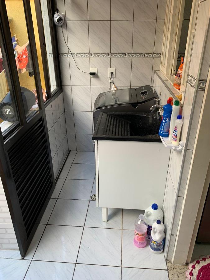 Sobrado à venda com 2 quartos, 100m² - Foto 17