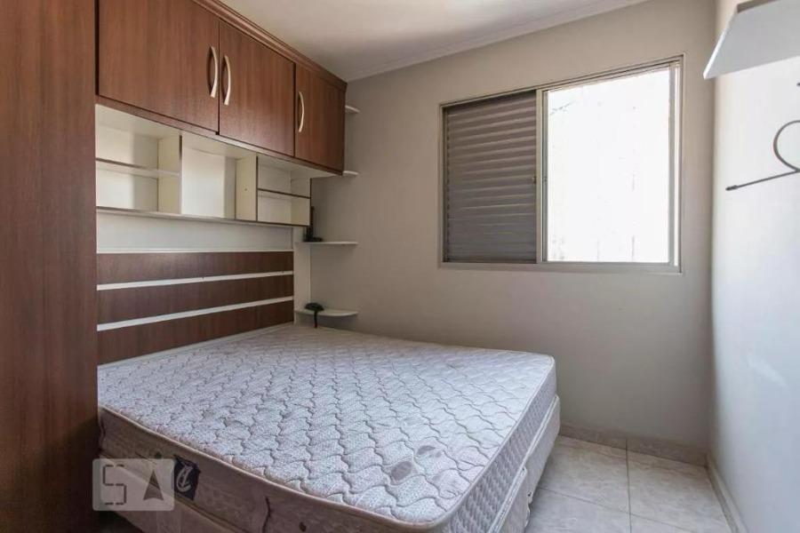 Apartamento à venda com 2 quartos, 70m² - Foto 12