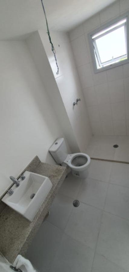 Apartamento à venda com 3 quartos, 107m² - Foto 8