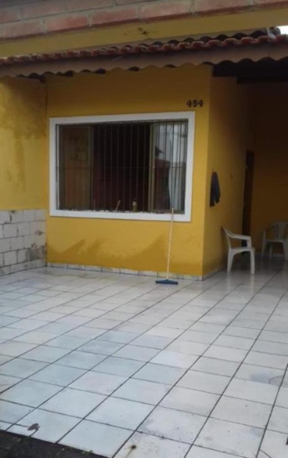 Casa à venda com 2 quartos, 60m² - Foto 2