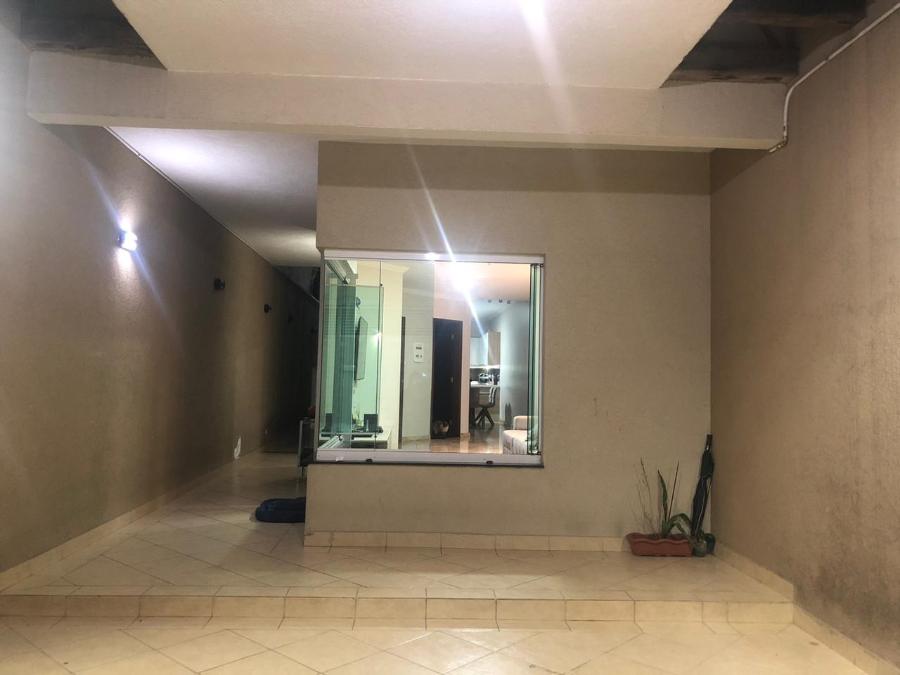 Sobrado à venda com 3 quartos, 120m² - Foto 1