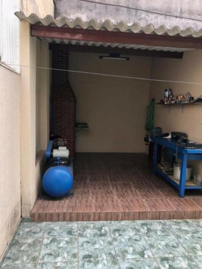 Casa à venda com 3 quartos, 250m² - Foto 7